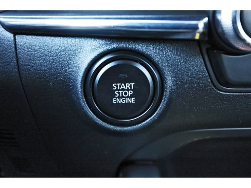 Used 2023 MAZDA MAZDA3 s image 29