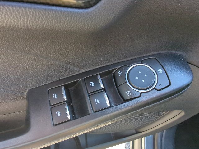 Used 2025 Ford Escape ST-Line FWD image 13