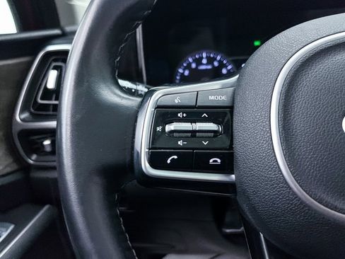 Used 2021 Kia Sorento EX w/ Panoramic Sunroof Package image 31