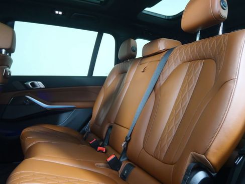 Certified 2025 BMW X7 M60i image 15