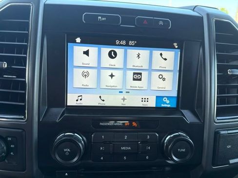 Used 2018 Ford F150 XLT w/ Equipment Group 302A Luxury AWD/4WD image 28