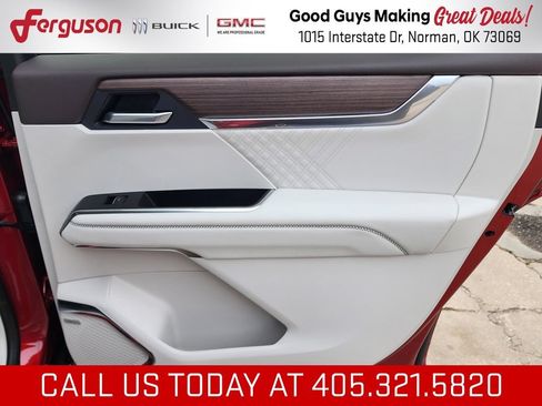 New 2026 GMC Acadia Denali w/ Super Cruise Package FWD image 45