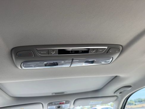 Used 2023 Kia Telluride S w/ S Sunroof Package AWD/4WD image 23