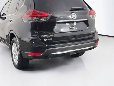 Used 2018 Nissan Rogue SV AWD/4WD image 37
