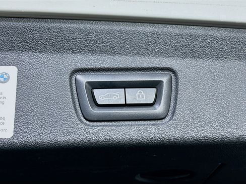 Used 2023 BMW i4 eDrive35 w/ Premium Package image 29