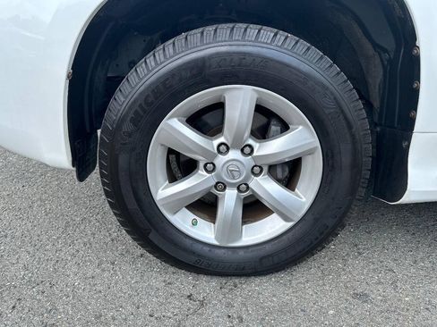 Used 2011 Lexus GX 460 w/ Comfort Plus Pkg AWD/4WD image 22