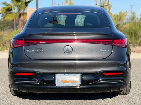 Used 2025 Mercedes-Benz EQS 580 4MATIC Sedan image 9