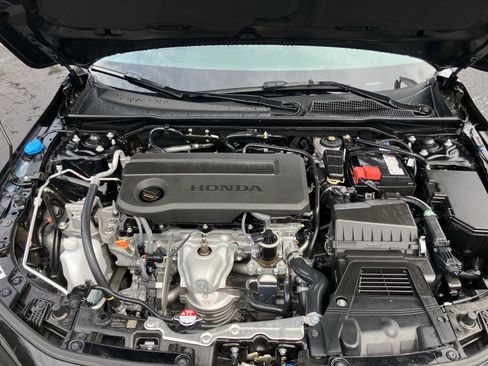 Used 2025 Honda Civic Sport image 35