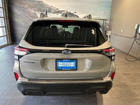 Used 2026 Subaru Forester Premium AWD/4WD image 39
