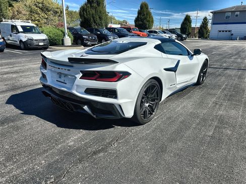 Used 2024 Chevrolet Corvette Z06 w/ Stealth Interior Trim Package image 8