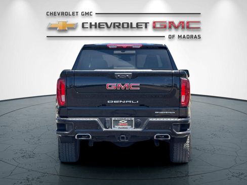Used 2025 GMC Sierra 1500 Denali AWD/4WD image 4