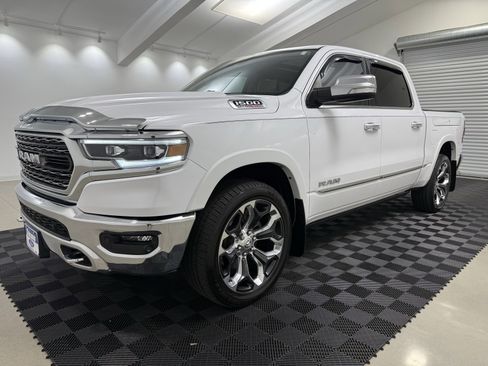 Used 2021 RAM 1500 Limited image 3