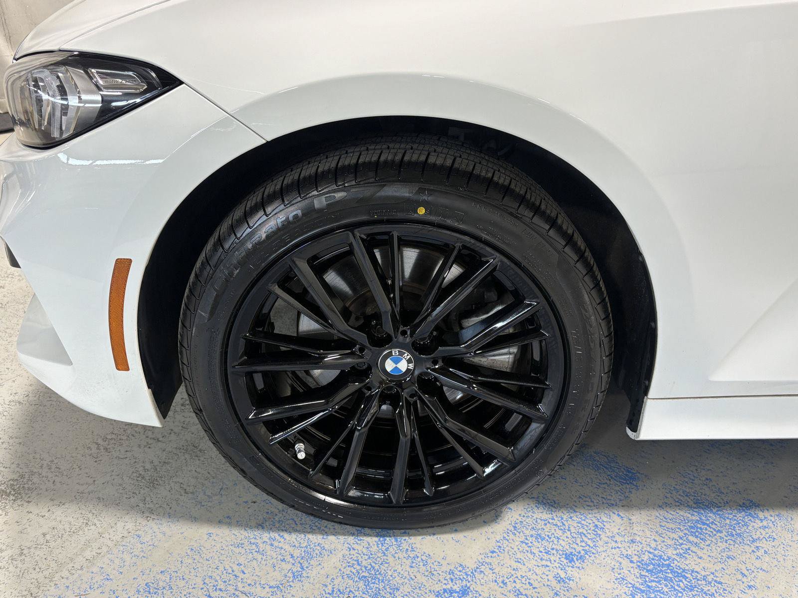 Used 2024 BMW 330i xDrive Sedan w/ Premium Package AWD/4WD image 35