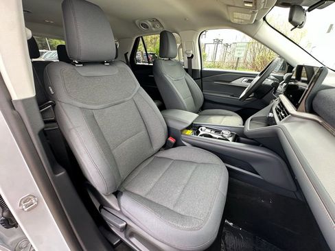 New 2026 Ford Explorer Active image 20