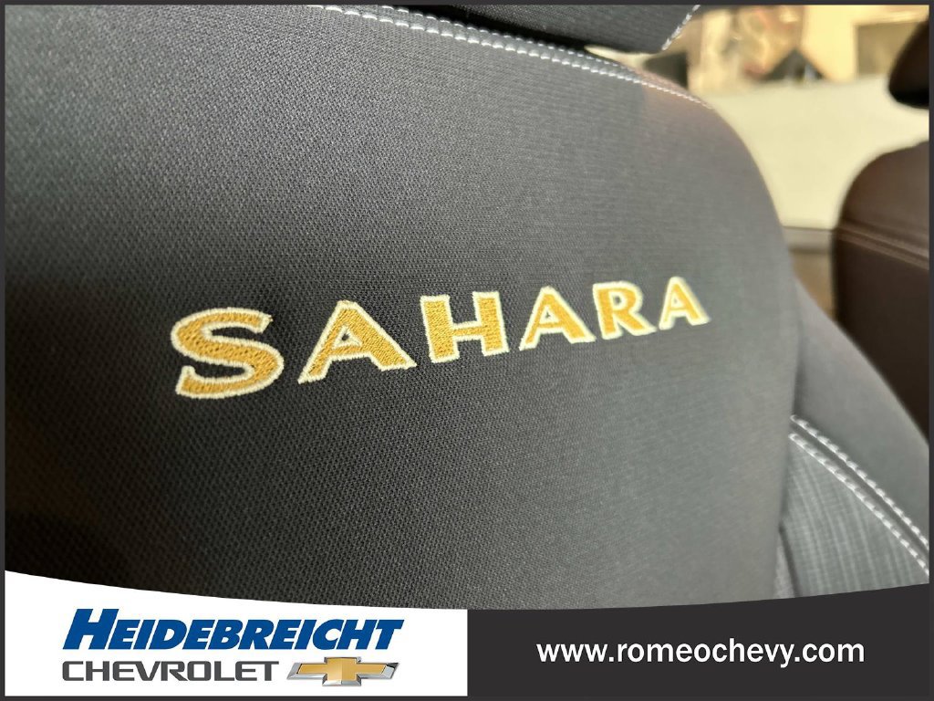 Used 2015 Jeep Wrangler Sahara w/ Connectivity Group AWD/4WD image 36