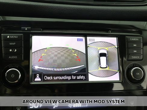 Used 2018 Nissan Rogue SV w/ Premium Package image 5