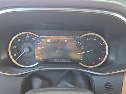 Used 2022 Jaguar F-PACE S image 29