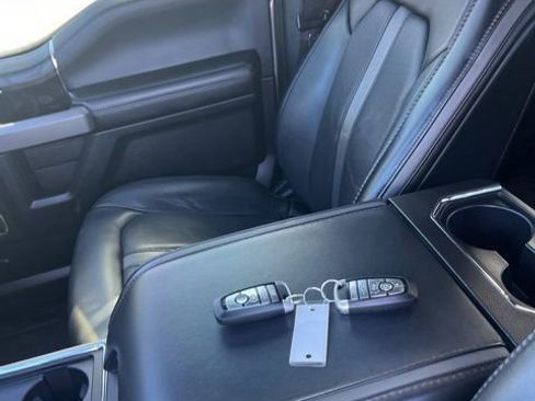 Used 2020 Ford F150 Platinum w/ Equipment Group 701A Luxury image 14