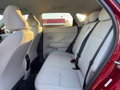 Used 2025 Hyundai Kona SEL image 25