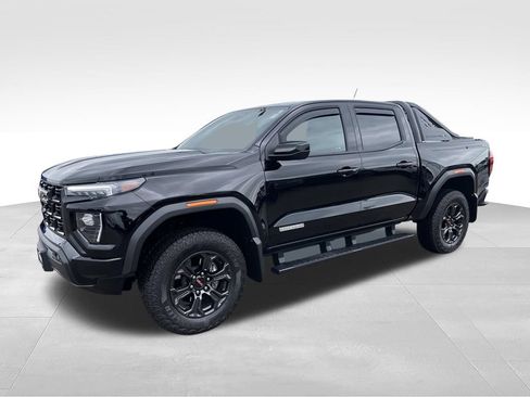 Used 2024 GMC Canyon Elevation w/ Elevation Premium Package AWD/4WD image 4