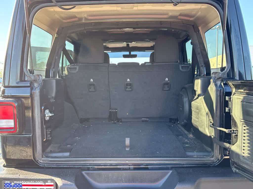 Used 2022 Jeep Wrangler Unlimited Sport AWD/4WD image 11