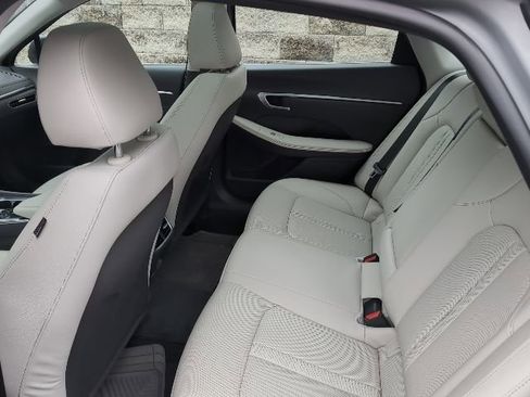 Used 2023 Hyundai Sonata Limited image 23