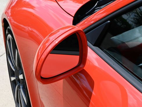 Used 2019 Porsche 911 Cabriolet image 14