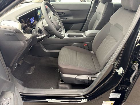 New 2026 Nissan Kicks S image 15