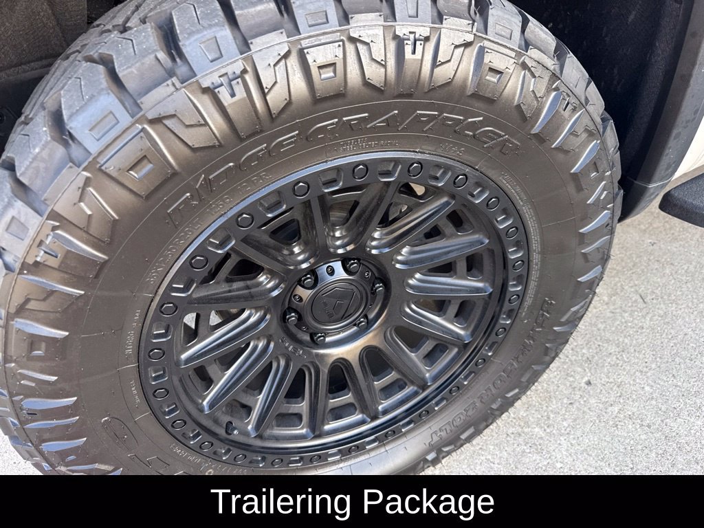 Used 2026 GMC Sierra 1500 AT4X AWD/4WD image 3
