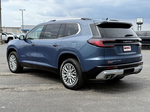 Used 2025 GMC Acadia Denali AWD/4WD image 5