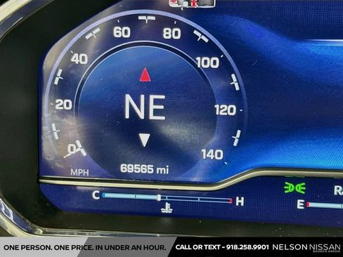 Used 2024 Chevrolet Silverado 2500 LT w/ Convenience Package AWD/4WD image 12