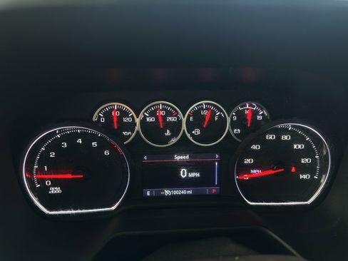 Used 2021 Chevrolet Suburban LT image 14