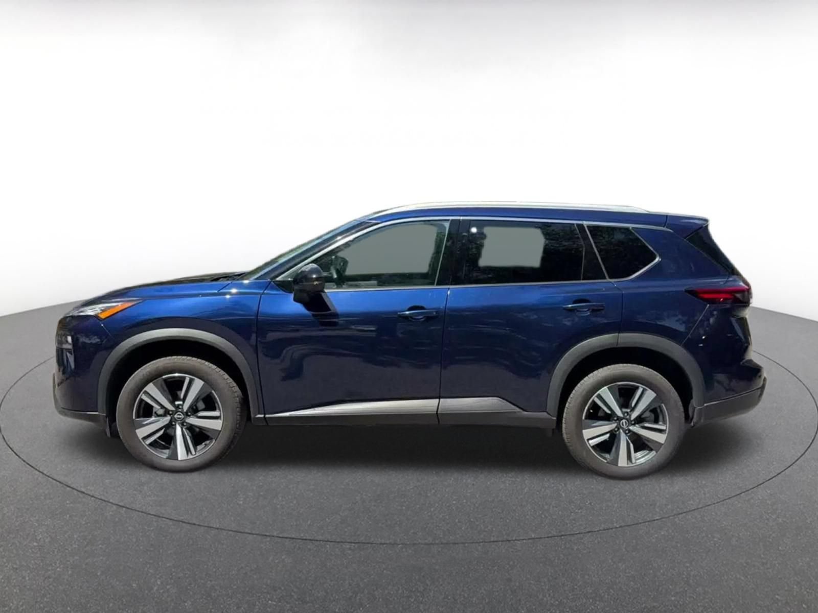 Used 2026 Nissan Rogue SL AWD/4WD image 8
