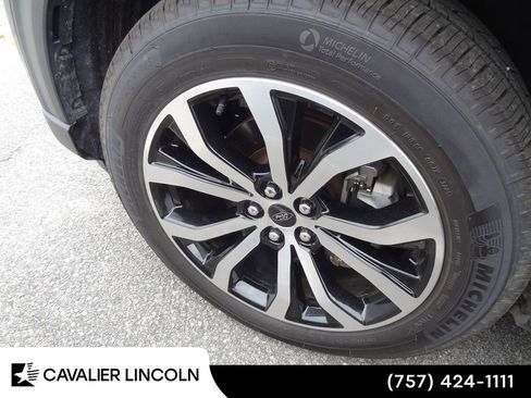 Certified 2022 Ford Explorer ST-Line w/ Class IV Trailer Tow Package AWD/4WD image 10