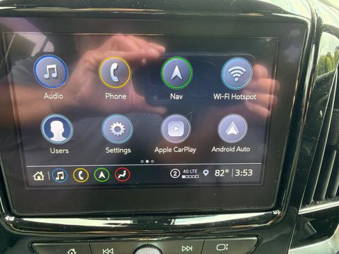 Used 2023 Chevrolet Traverse Premier AWD/4WD image 21