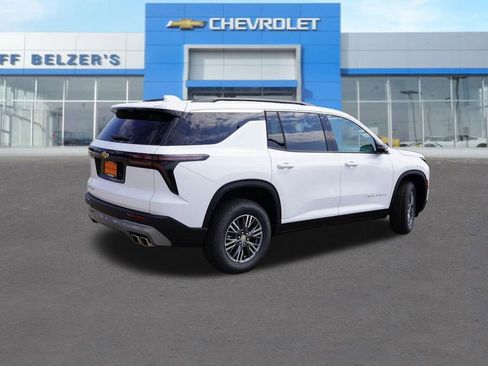 New 2026 Chevrolet Traverse LT w/ Driver Confidence Package image 3