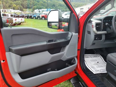 New 2025 Ford F350 XL w/ XL Driver Assist Package image 9