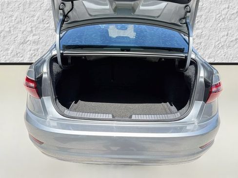 Used 2021 Volkswagen Jetta SEL FWD image 12