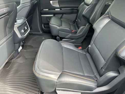 New 2026 Ford Expedition Tremor image 23