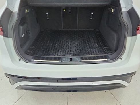 Used 2025 Jaguar F-PACE R-Dynamic S image 14
