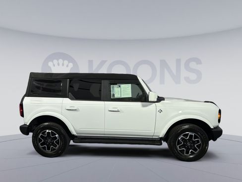 Used 2024 Ford Bronco Outer Banks AWD/4WD image 8