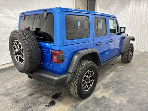 Certified 2025 Jeep Wrangler Unlimited Rubicon w/ Safety Group AWD/4WD image 5