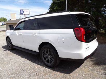 New 2026 Ford Expedition Max Platinum w/ Stealth Appearance Package