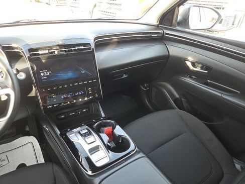 Used 2024 Hyundai Tucson Blue image 28