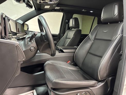 Used 2023 Cadillac Escalade Sport w/ LPO, ONYX Package AWD/4WD image 23