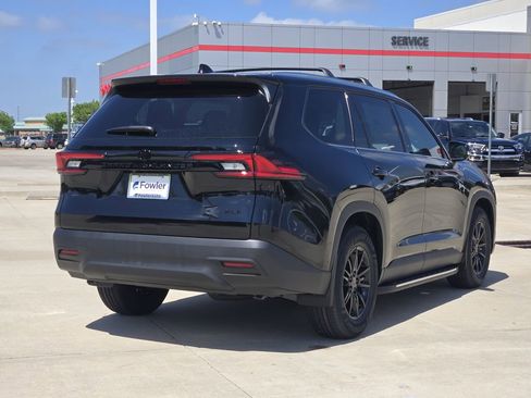 New 2026 Toyota Grand Highlander FWD image 4