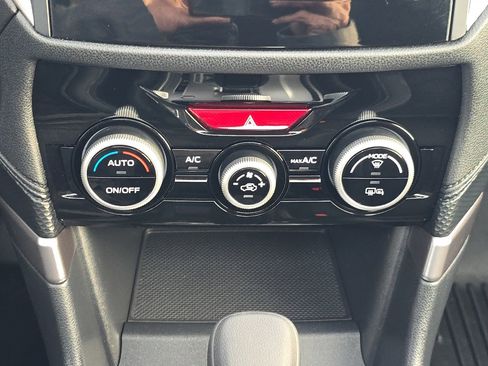 Used 2022 Subaru Forester Premium image 20