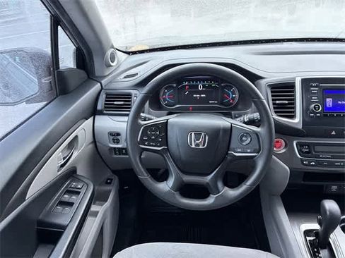 Used 2019 Honda Pilot LX image 23
