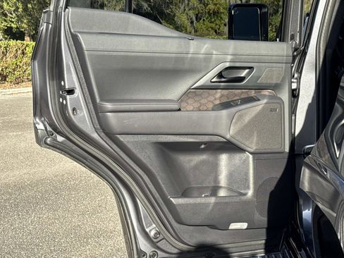 Certified 2024 Lexus GX 550 image 13