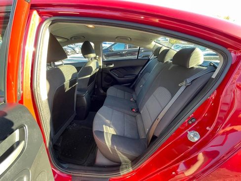 Used 2018 Kia Forte S FWD image 23